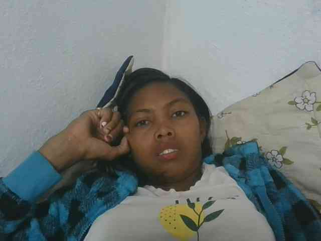 Layah7 webcam