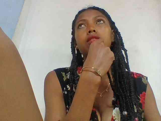 Layah7 webcam