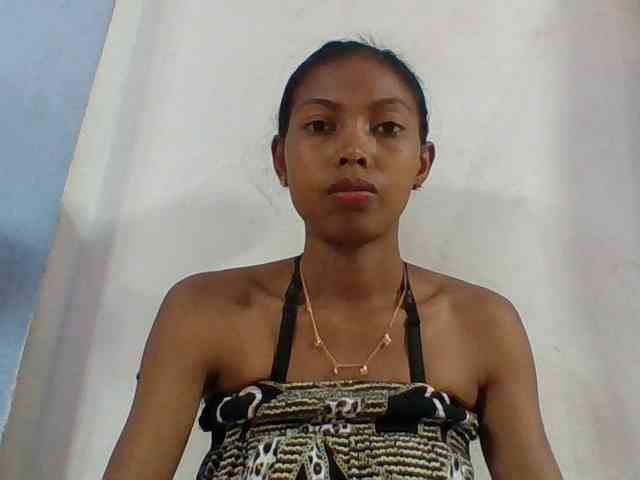 Layah7 webcam