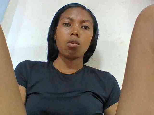 Layah7 webcam