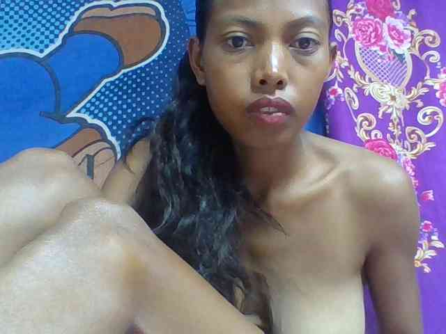 Layah7 webcam