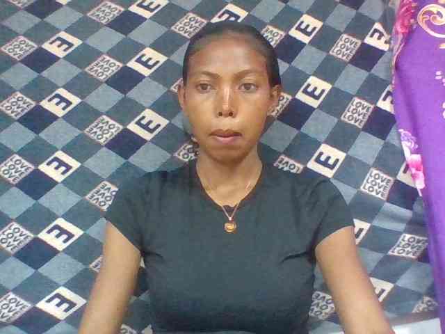 Layah7 webcam
