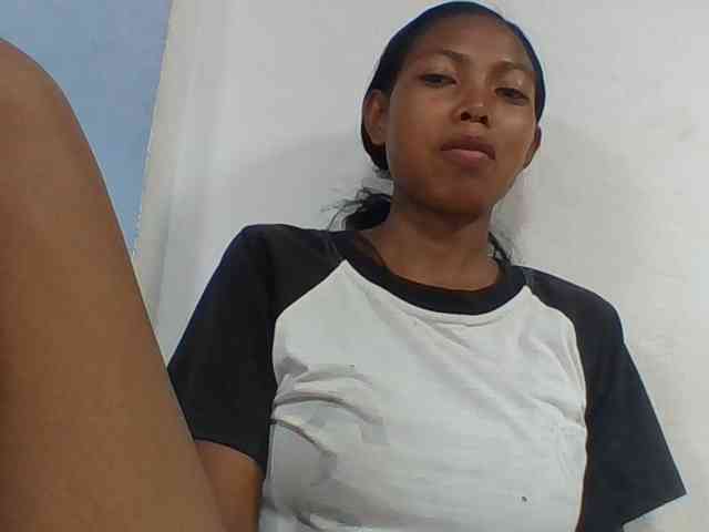 Layah7 webcam