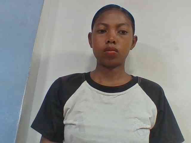 Layah7 webcam