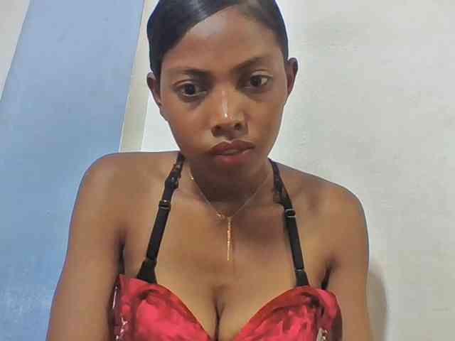 Layah7 webcam
