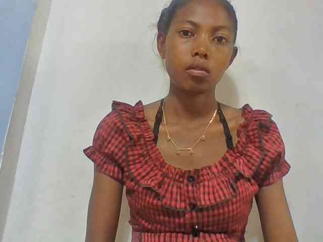 Layah7 webcam