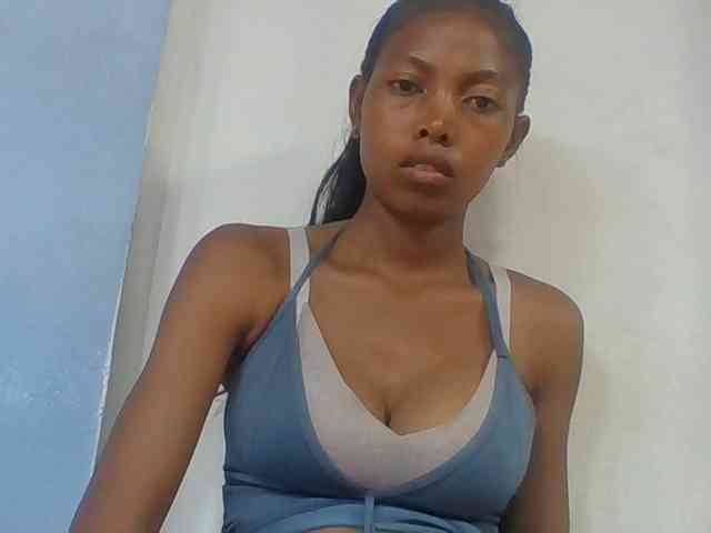Layah7 webcam