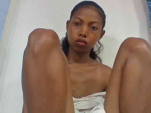 Layah7 webcam