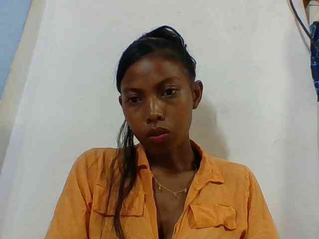 Layah7 webcam