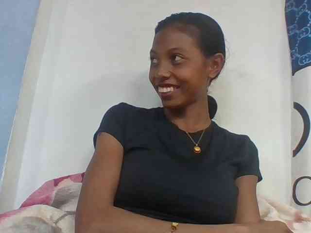 Layah7 webcam
