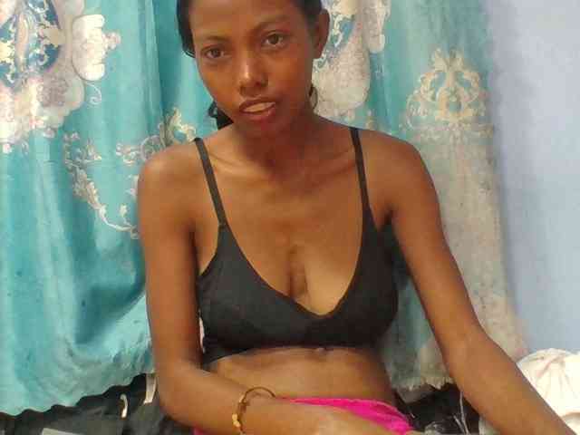 Layah7 webcam