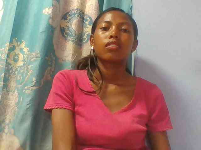 Layah7 webcam
