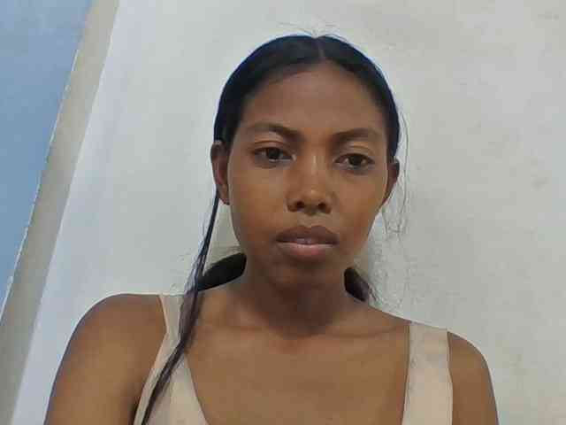Layah7 webcam