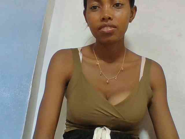 Layah7 webcam