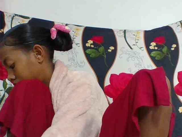 Layah7 webcam