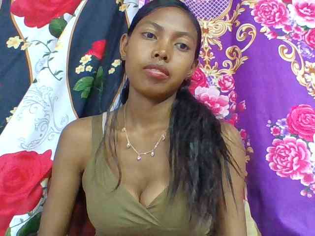 Layah7
