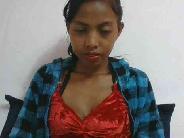 Layah7 webcam