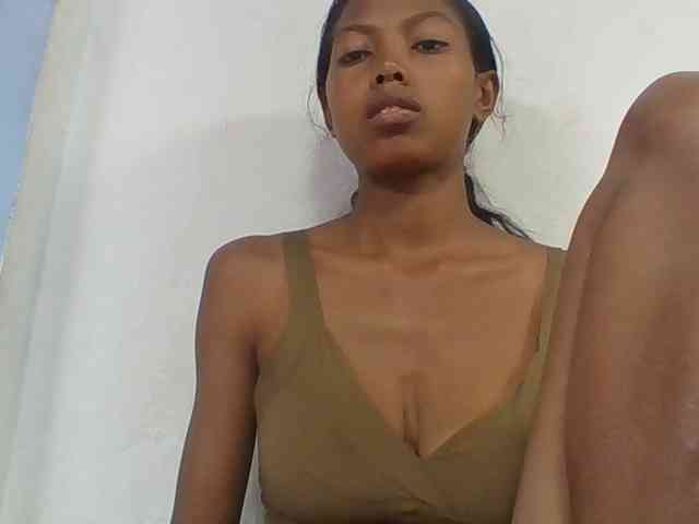Layah7 webcam