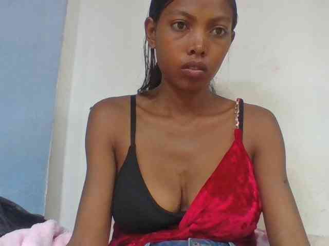 Layah7 webcam