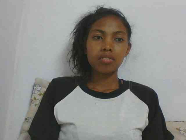 Layah7