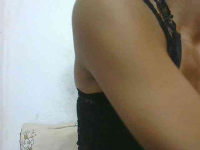 Layah7