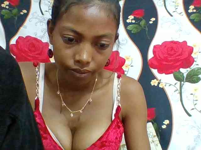 Layah7 webcam