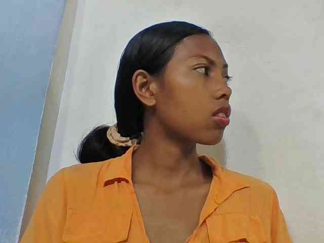 Layah7 webcam