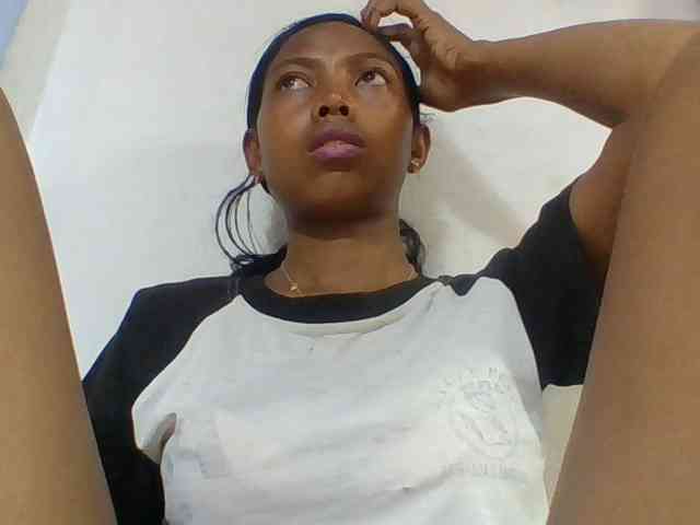 Layah7 webcam