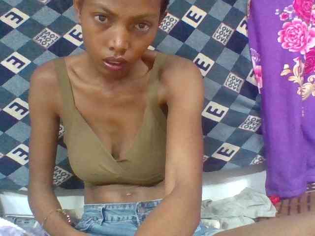 Layah7 webcam