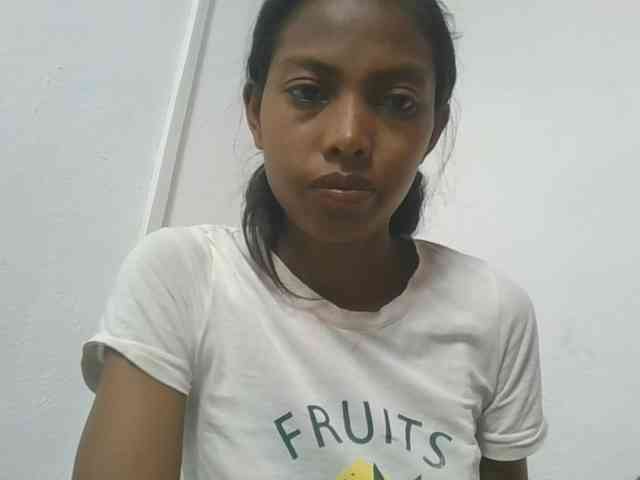 Layah7 webcam