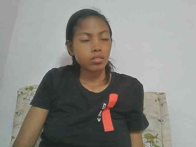 Layah7 webcam