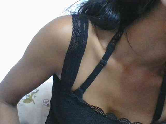 Layah7