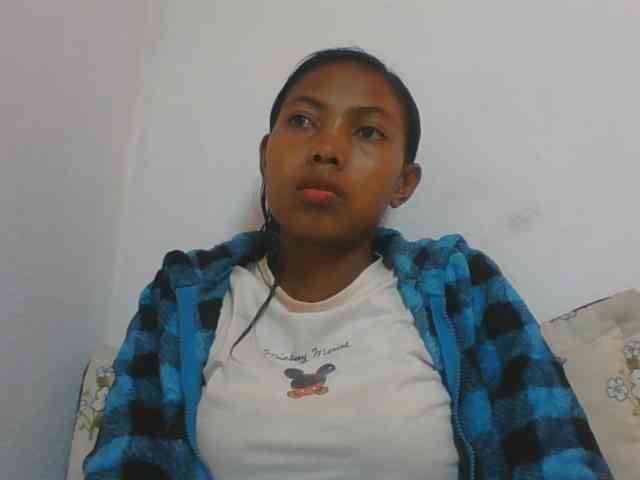 Layah7