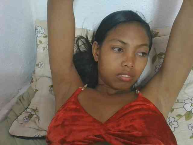 Layah7 webcam