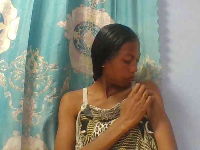 Layah7 webcam