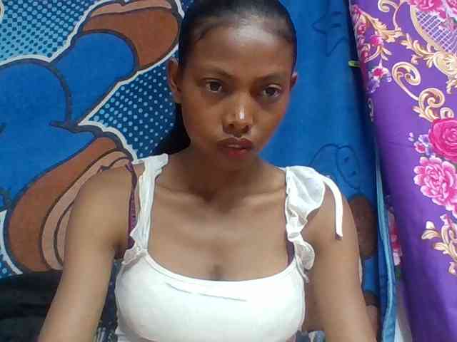 Layah7 webcam