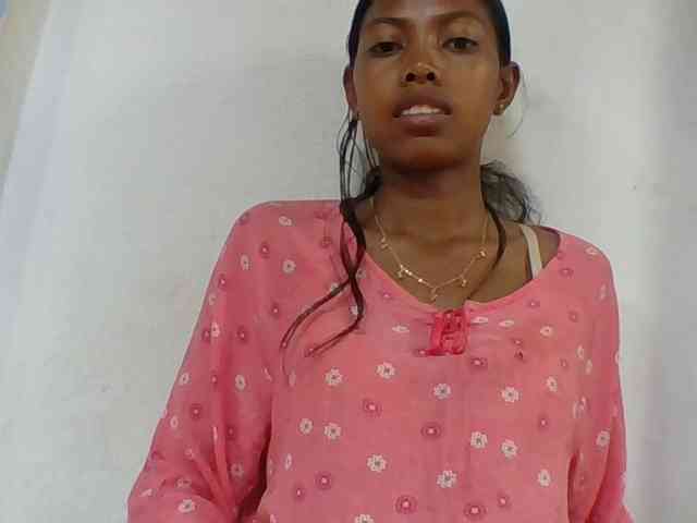 Layah7 webcam
