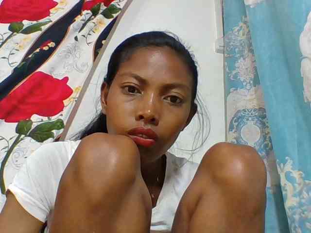 Layah7 webcam