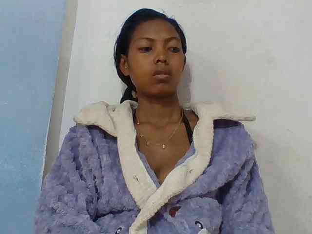 Layah7 webcam