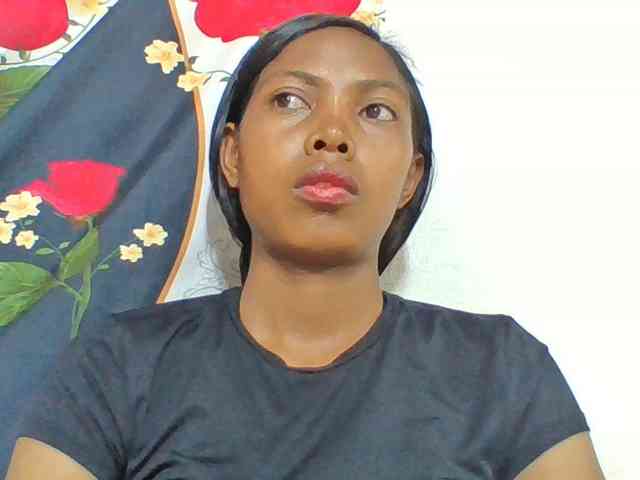 Layah7 webcam