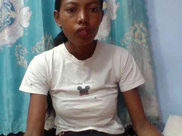 Layah7 webcam
