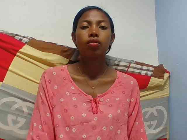 Layah7 webcam