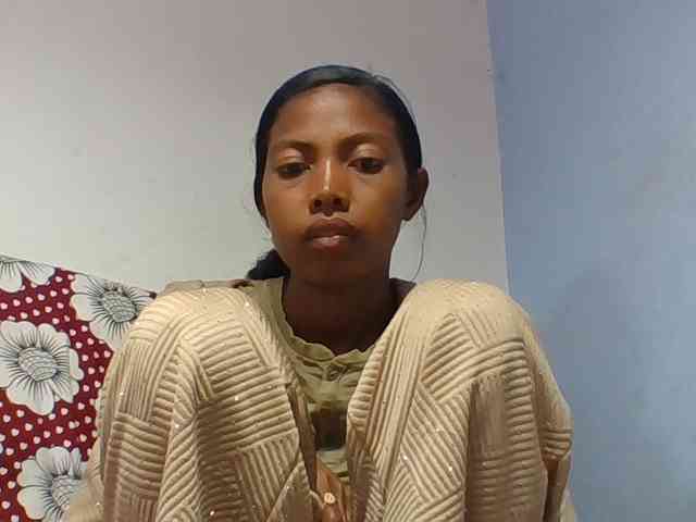 Layah7 webcam