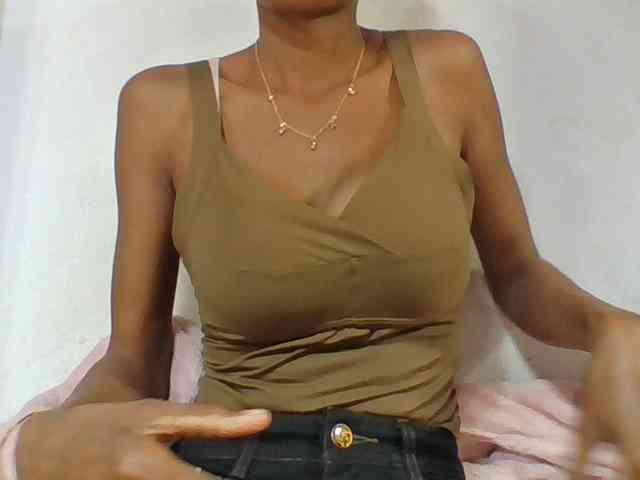 Layah7 webcam