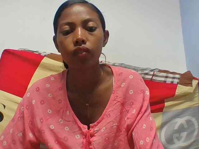 Layah7 webcam