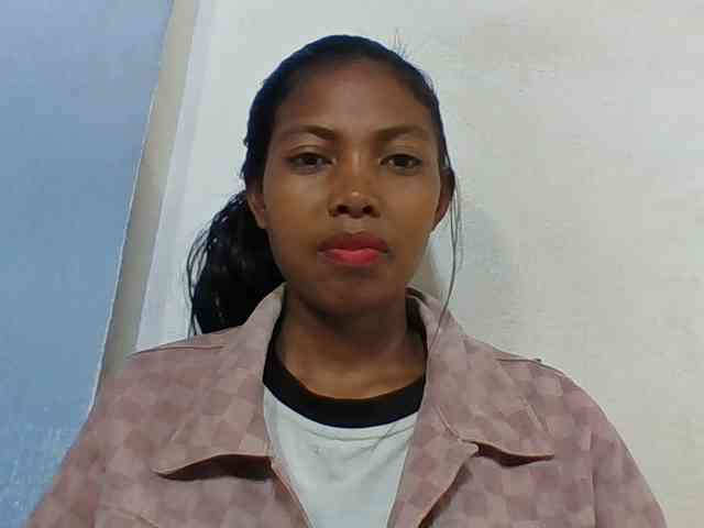 Layah7 webcam