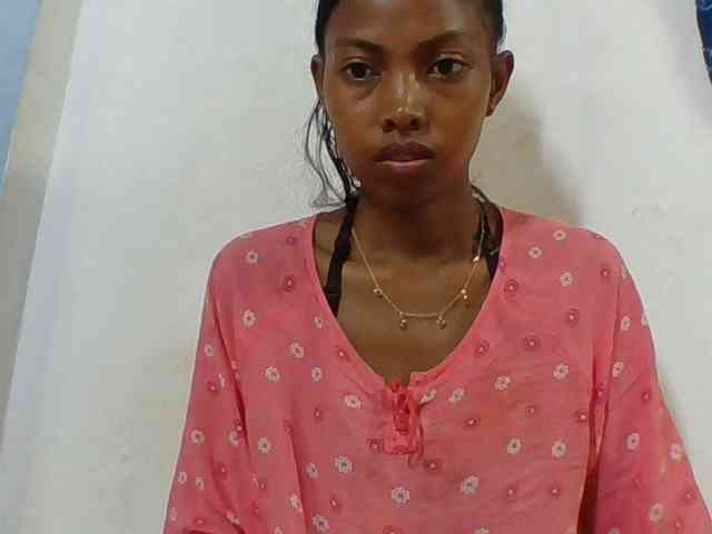 Layah7 webcam