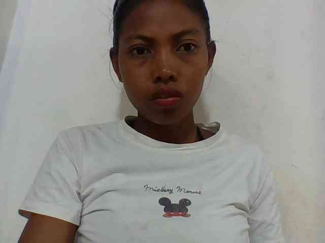 Layah7 webcam