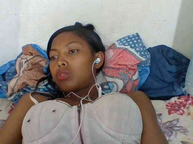 Layah7 webcam