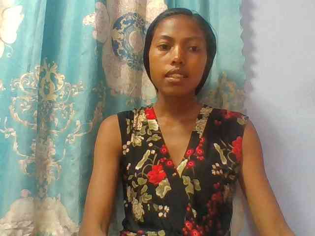 Layah7